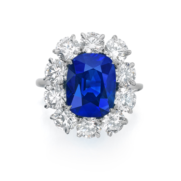 A-Sapphire-Diamond-and-Platinum-Ring