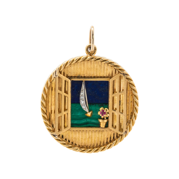 Van-Cleef-Arpels-pendant