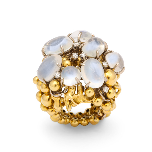 Bombe-cluster-ring