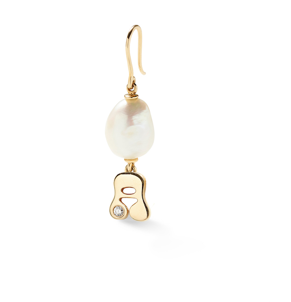 Alison-Lou-Pearl-Letter-earring