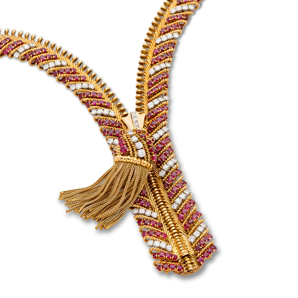 Van-Cleef-Arpels-necklace